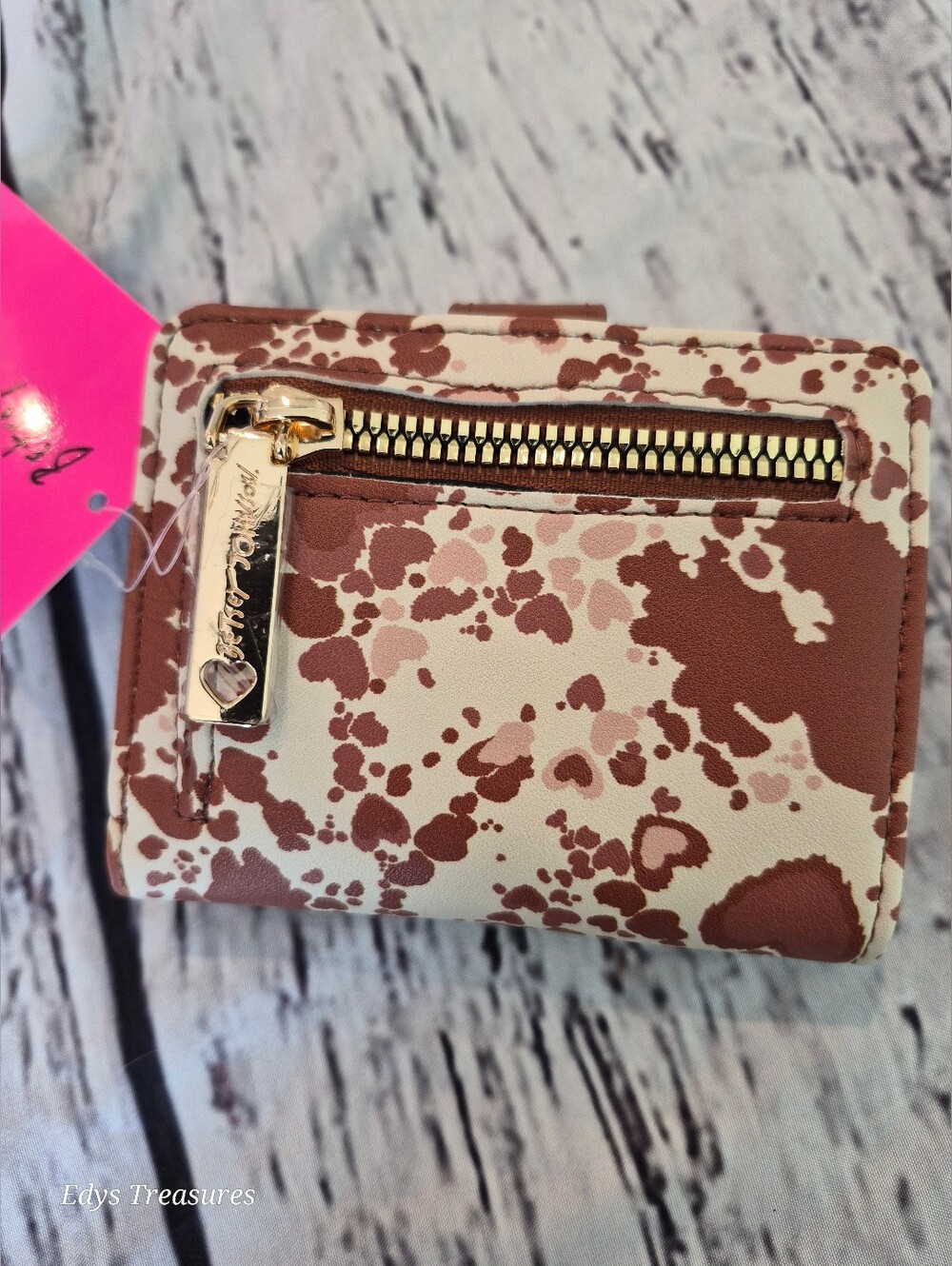 Betsey Johnson Cow Print Compact Bifold Wallet Brown Cream NWT - Picture 2 of 8